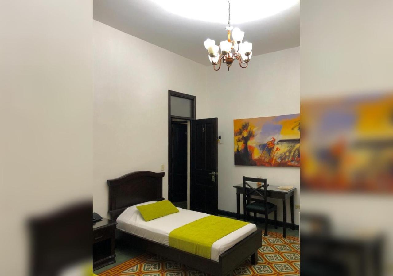 Casa Escobar Buga Hotel ภายนอก รูปภาพ